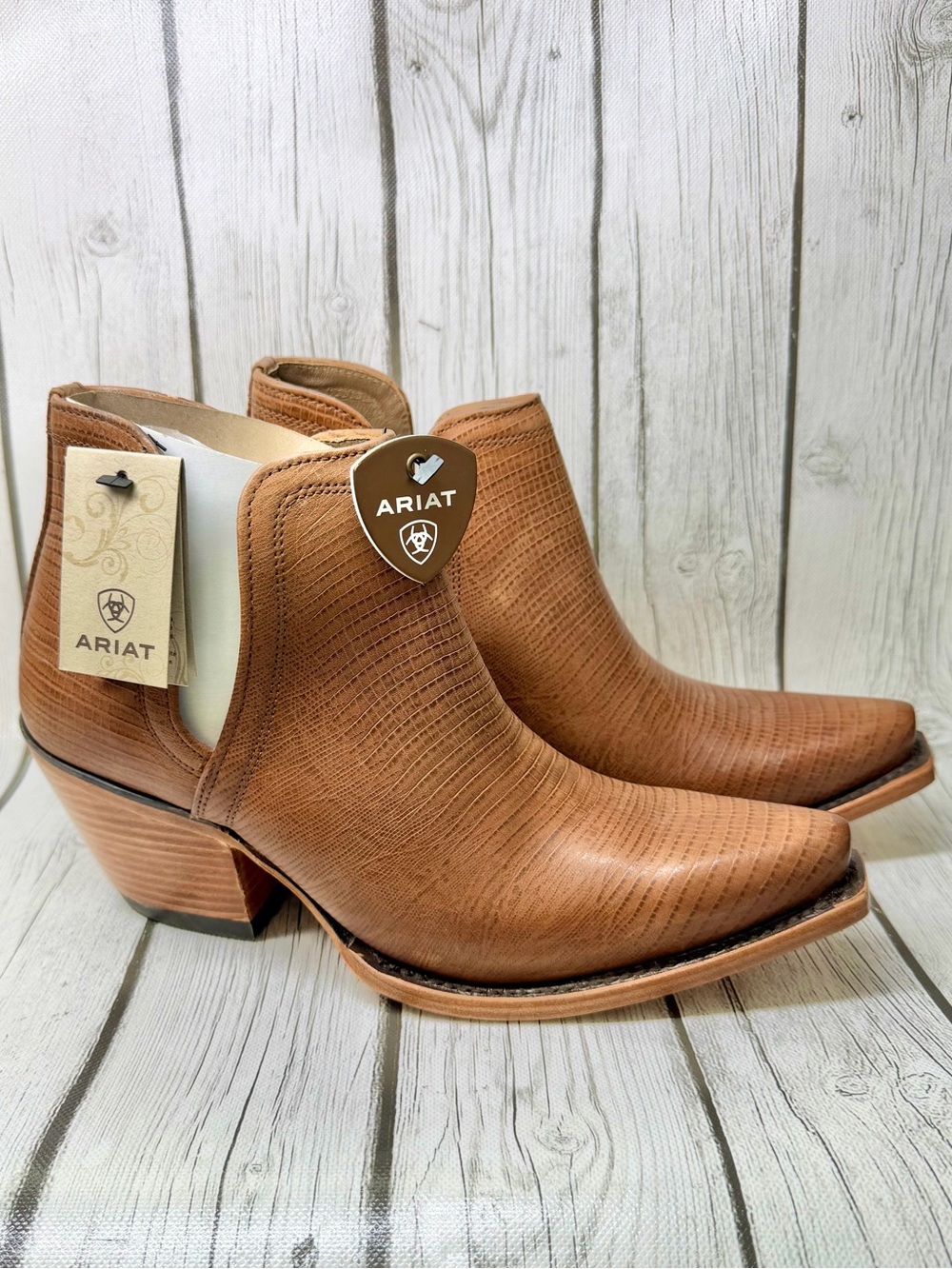 BRAND NEW Ariat Women's Size 10B Dixon Brown Lizard Print Booties 10042456